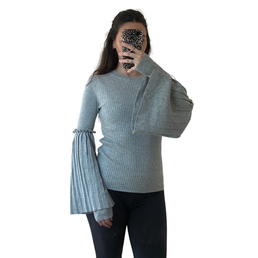 Chelsea28 Gray Ribbed Bell Sleeve Sweater Size XS